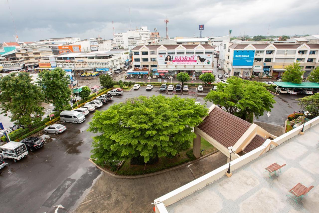 Surin Majestic Hotel Экстерьер фото